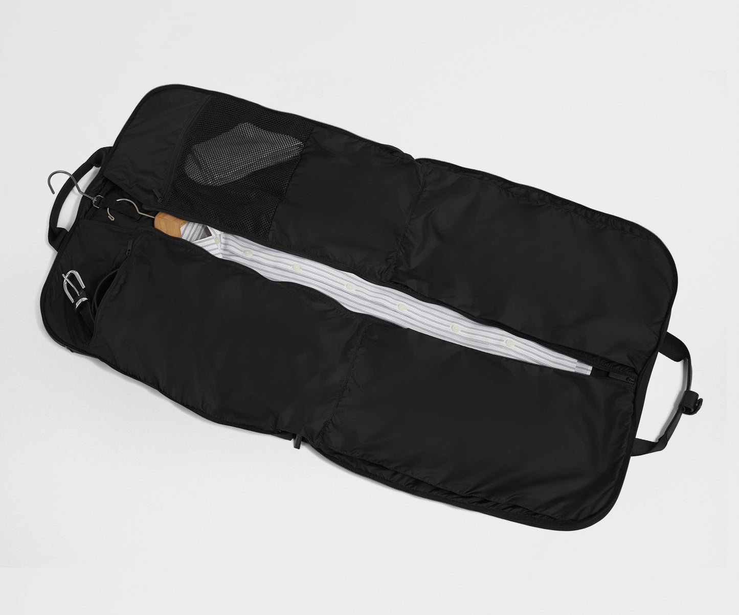 Garment Bag in Jet Black