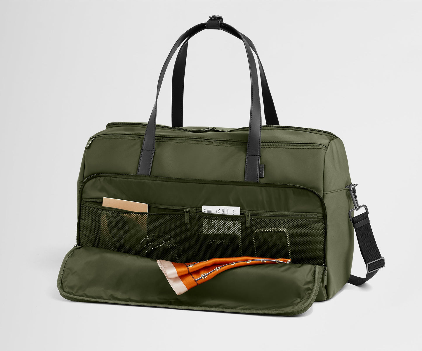 Garment Duffle in Olive Green