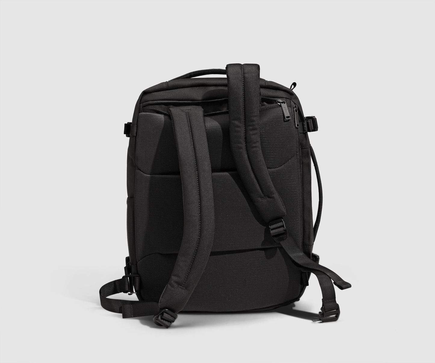 Active Convertible Backpack 25L in Jet Black