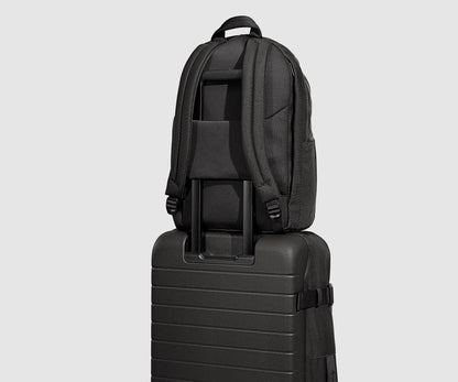 Active Backpack 26L in Jet Black