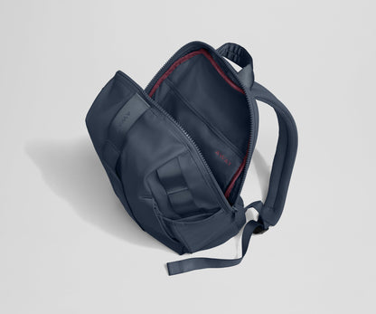 Active Daypack 20L in Navy Blue