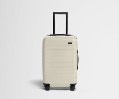 The Carry-On in Salt White