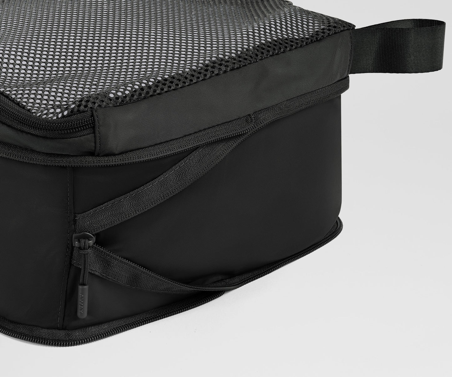 Compression Packing Cubes in Jet Black