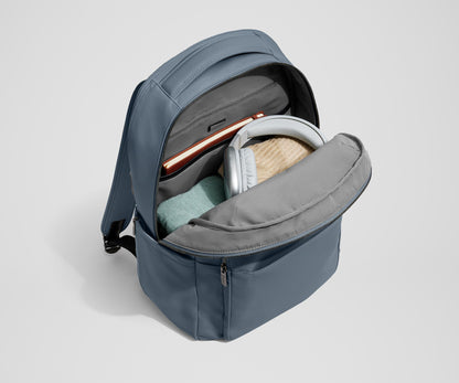 The Commuter Backpack in Coast Blue