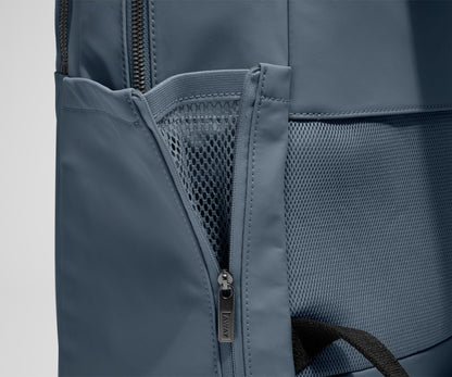 The Commuter Backpack in Coast Blue